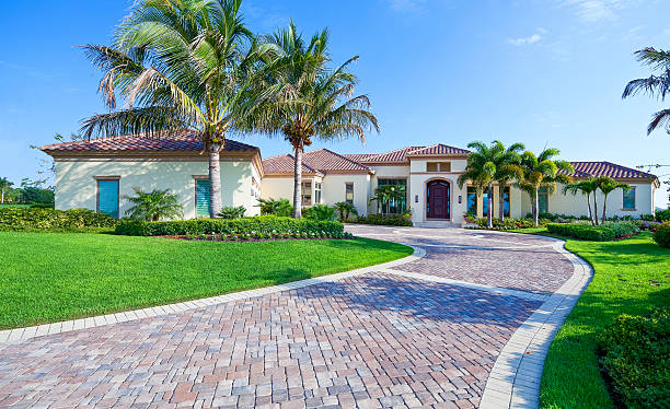 Best Decorative Driveway Pavers  in Kings Point, NY